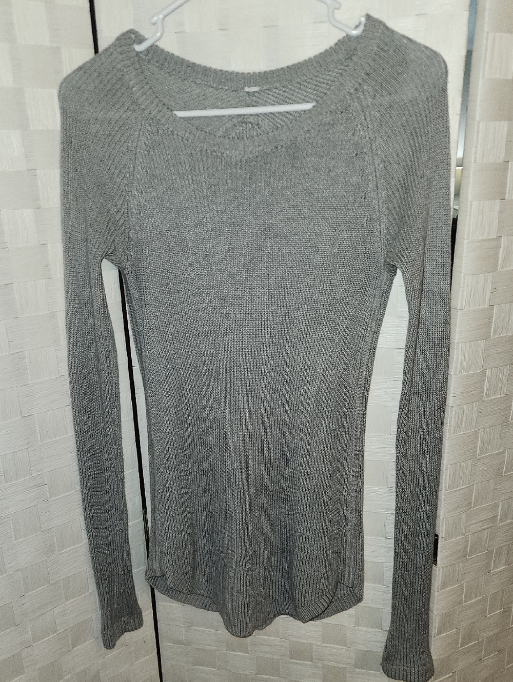 Lululemon | Ribbed Gray Yogi Cabin Sweater Top Sz 4 PTP 14